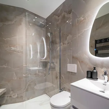 Apartment Ref 1466 - Back Croisette - Penthouse For Rent Cannes